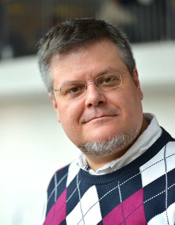 INTERVJU: Andreas Pettersson uppmanar fler jurister att försvara de sociala rättigheterna